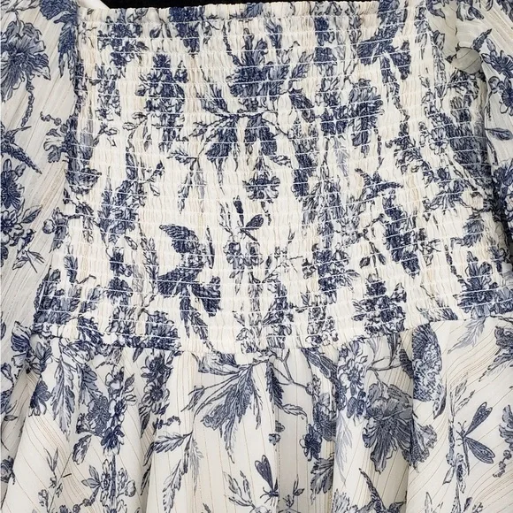 EUC Express White Blue Ruffled Peplum Blouse Metallic Gold Shimmer Size Small - Picture 5 of 8